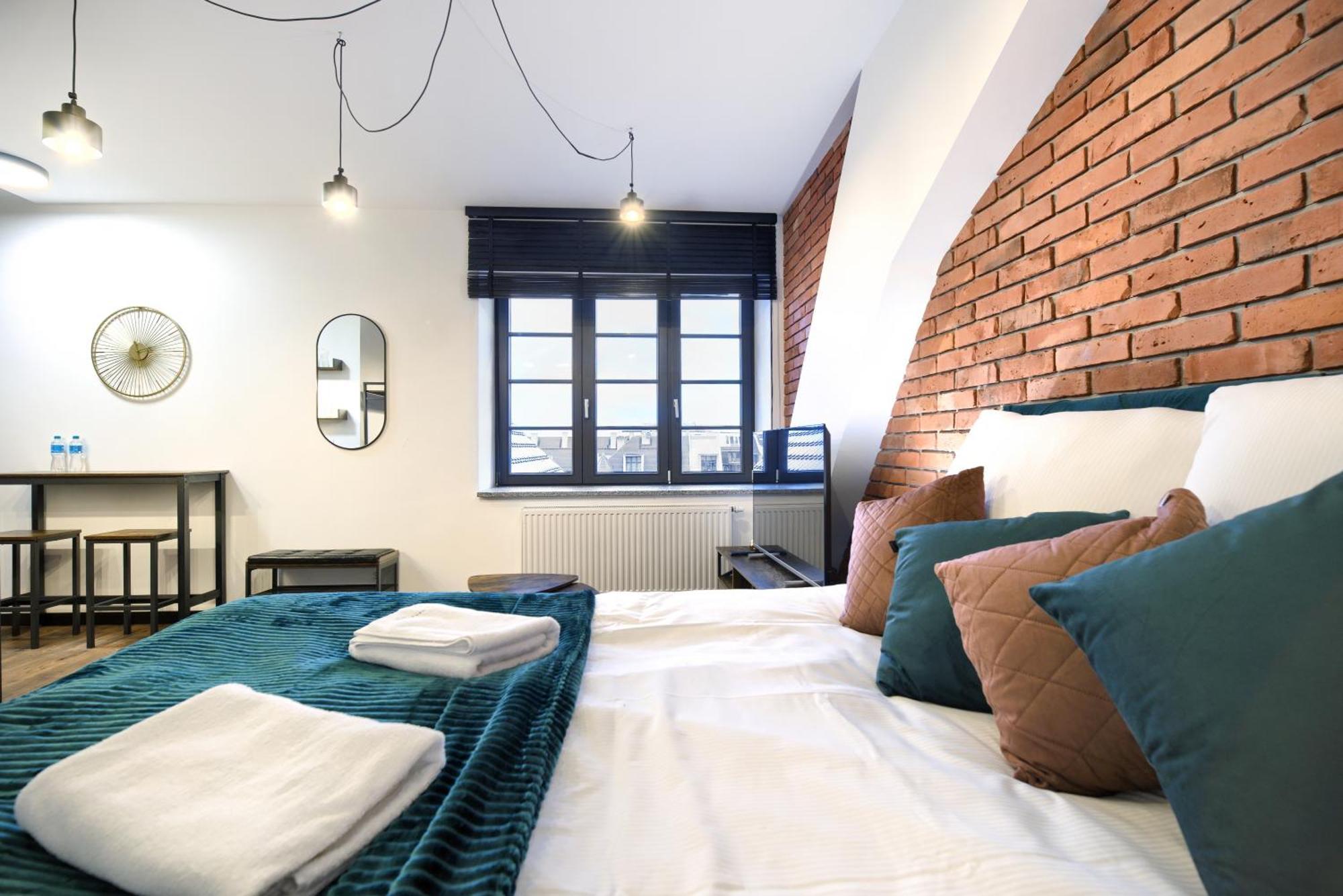 Aboutartapartments - By The River Wroclaw Exterior photo